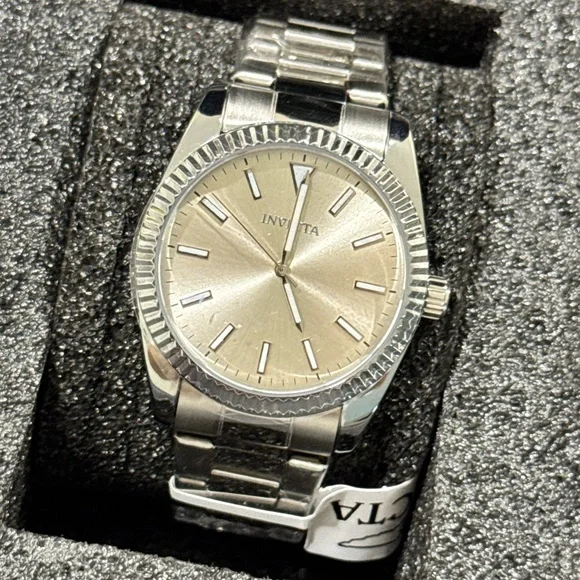 Invicta Watch - Picture 4 of 7